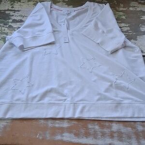 Jane & Delancey White Star Appliqué Short Sleeve Pullover